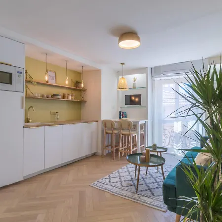 Apartment Vieux 3p D'exception ! 4 Pax, Clim, Wifi Duhaut